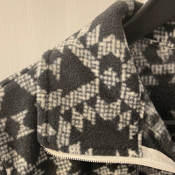 Columbia Black and White Geometric Women's Jacket - Picture 4 of 12